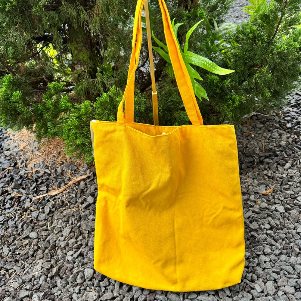 Yellow Teddy Bear Bee Pet Carrier Tote Bag for Small Dog/Cat - Picture 3 of 10